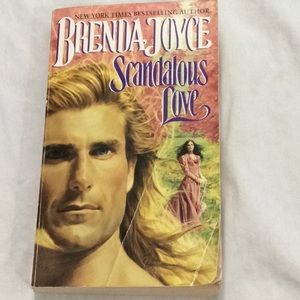 7/$10📚Romance  Scandalous Love By Brenda Joyce